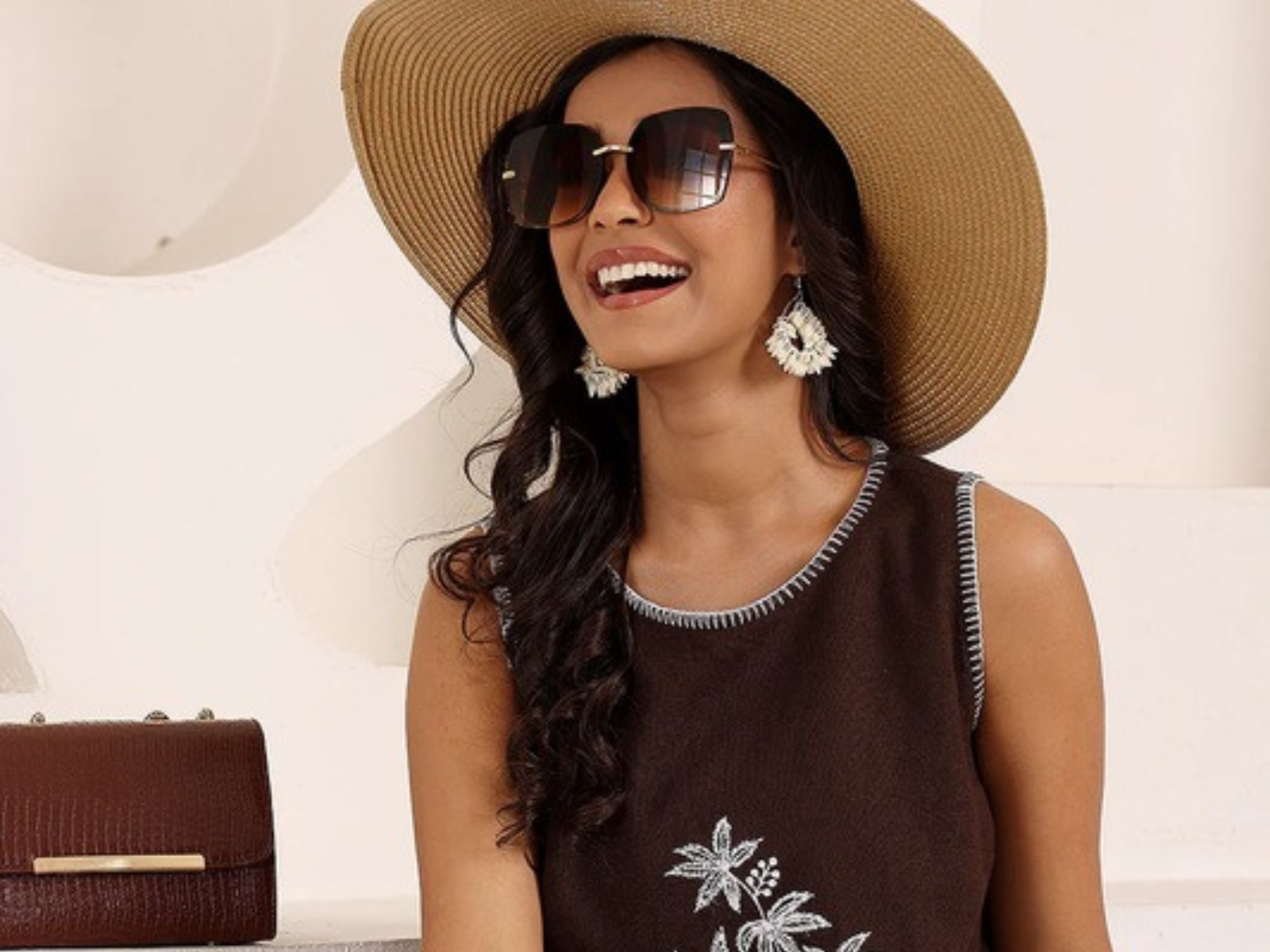 7 Your 2025 Vacation Lookbook: How to Dress for the Perfect Getaway