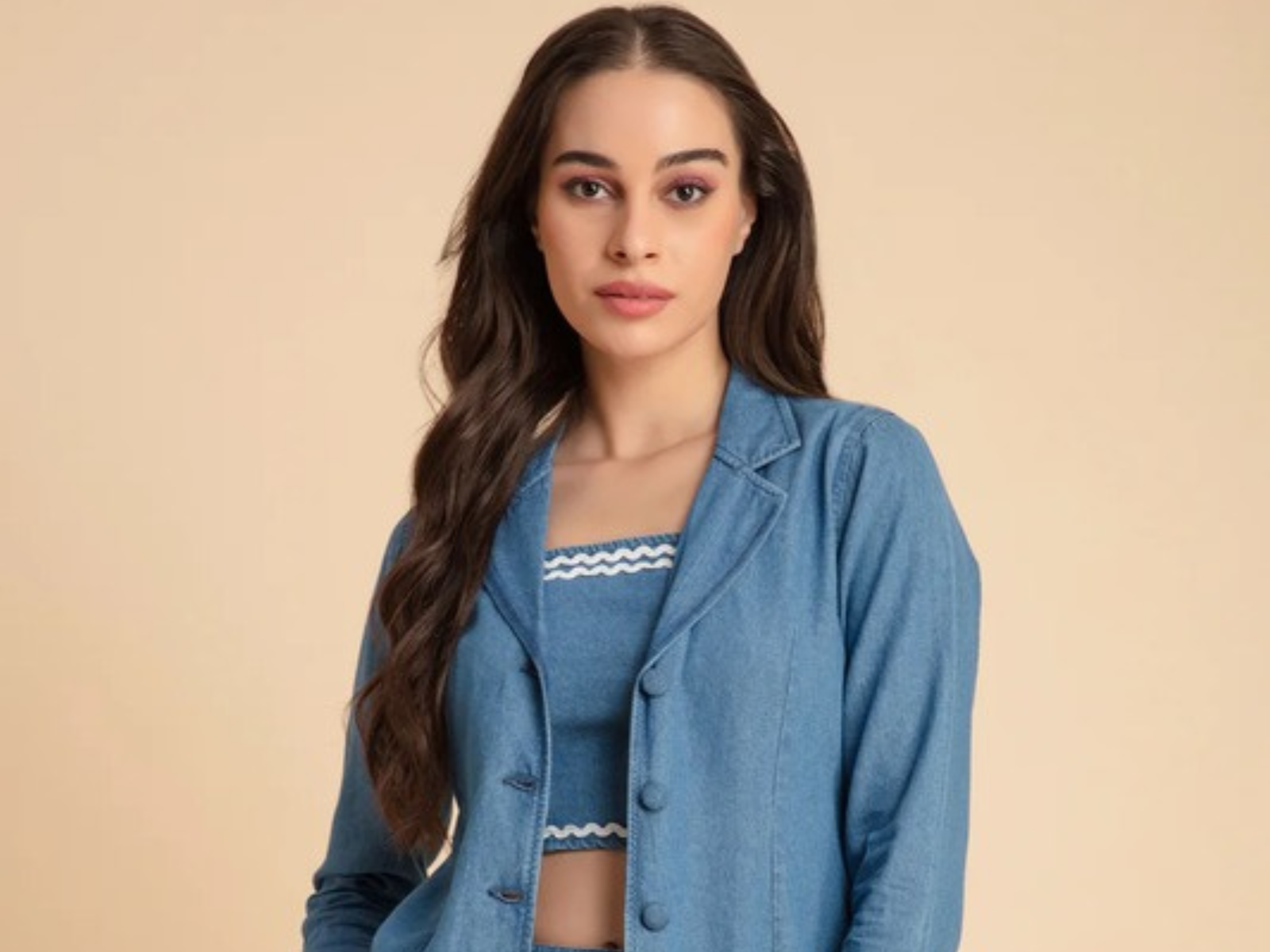 Warm vs. Cool Denim Dresses – The Complete Style Guide