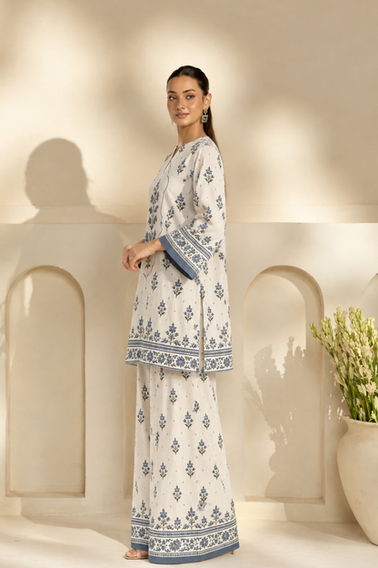 Floral blue print set